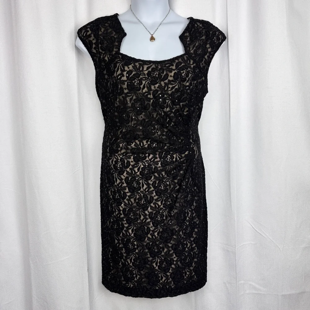 327. TAHARI Arthur S. Levine Black Lace Sequin Cocktail Dress Size 16 - Picture 3 of 10